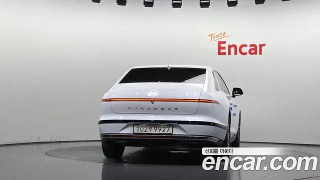Hyundai Grandeur 2026 — Photo 4/20