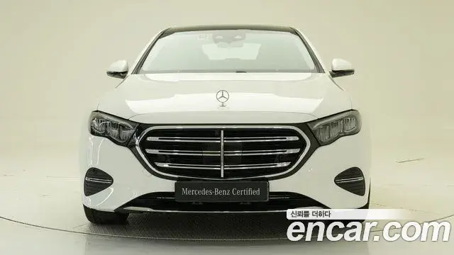 Mercedes-Benz E-Class 2026 — Photo 3/20