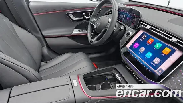 Mercedes-Benz E-Class 2026 — Photo 14/20