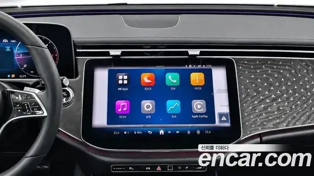 Mercedes-Benz E-Class 2026 — Photo 16/20
