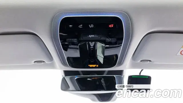 Mercedes-Benz E-Class 2026 — Photo 17/18
