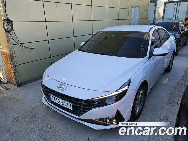 Hyundai Avante 2022 — ფოტო 2/14