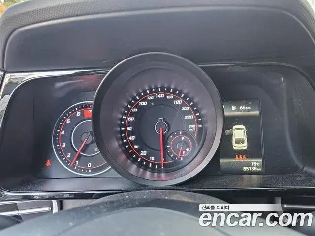 Hyundai Avante 2022 — ფოტო 9/14