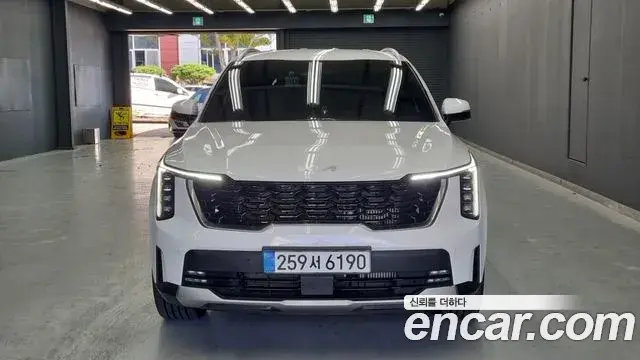 Kia Sorento 2025 — Photo 2/18