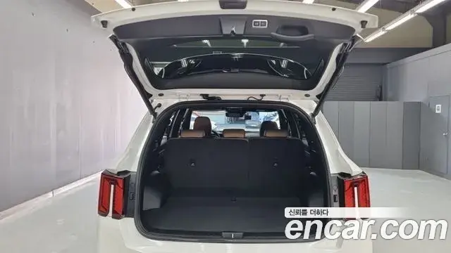 Kia Sorento 2025 — Photo 16/18