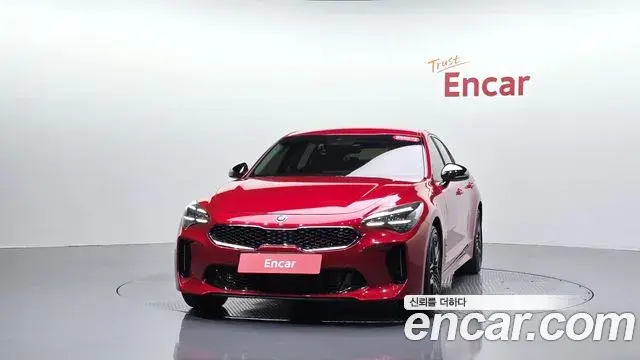 Kia Stinger 2021 — Photo 3/20