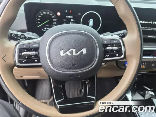 Kia Sorento 2024 — Photo 5/16