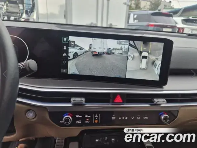 Kia Sorento 2024 — Photo 9/16