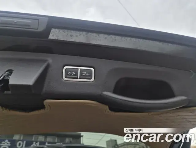 Kia Sorento 2024 — Photo 14/16