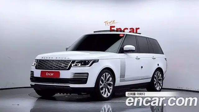Land Rover Range Rover 2020 — ფოტო 2/20
