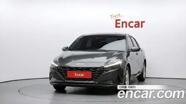 Hyundai The New Avante Hybrid 2021 — Photo 9/20