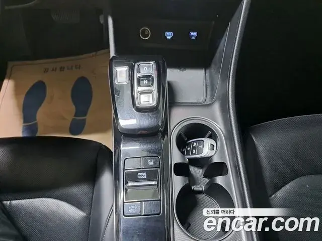 Hyundai Sonata Hybrid 2022 — ფოტო 14/17