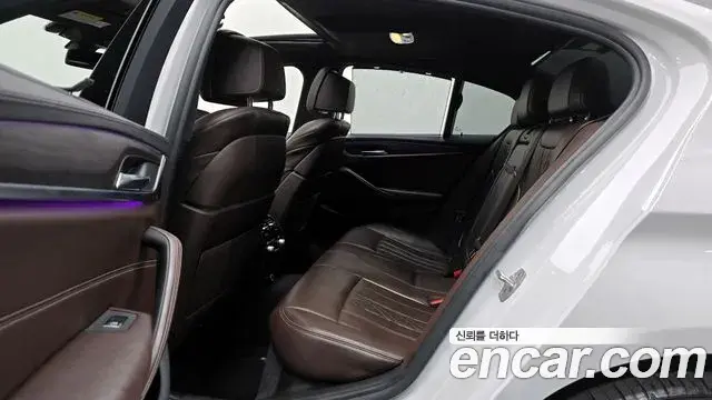 BMW 5 Series 2018 — Şəkil 3/20