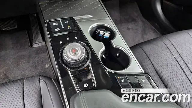 Kia K8 2021 — Şəkil 7/20
