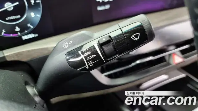 Kia K8 2022 — Photo 17/20