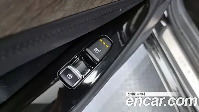Kia K8 2022 — Photo 9/20