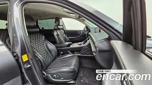 Genesis GV80 2020 — ფოტო 7/20