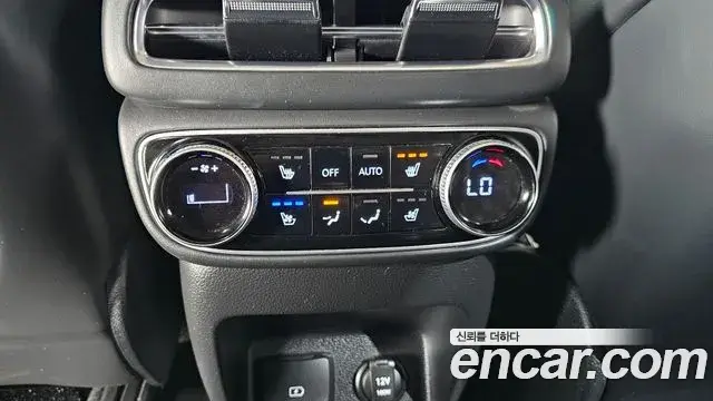 Genesis GV80 2020 — ფოტო 17/20