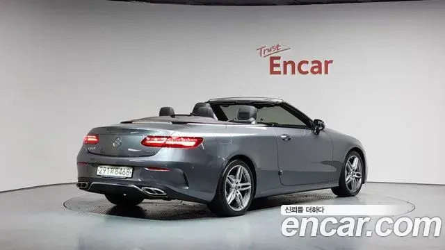 Mercedes-Benz E-Class 2019 — Photo 20/20