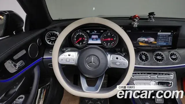 Mercedes-Benz E-Class 2019 — Photo 4/20