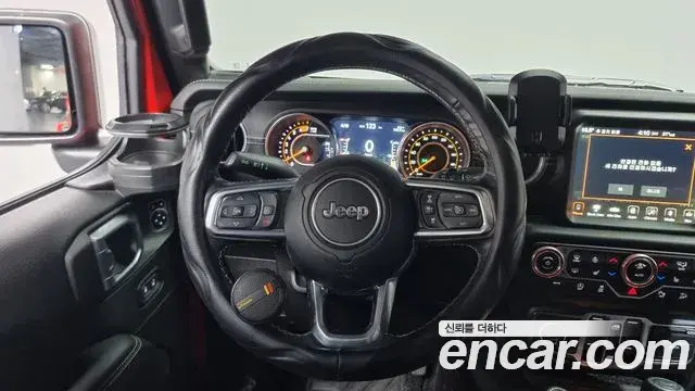 Jeep Wrangler 2019 — Şəkil 16/20