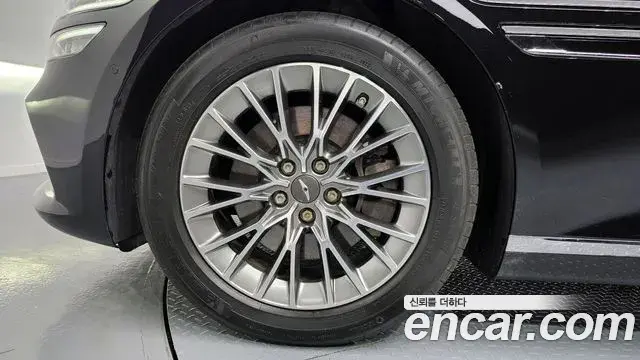 Genesis G80 2021 — Photo 3/20