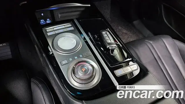 Genesis G80 2021 — Photo 16/20