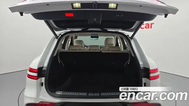 Genesis GV70 2024 — ფოტო 9/20