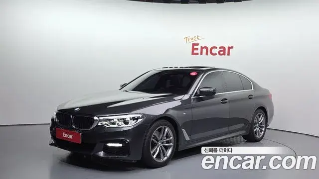 BMW 5 Series 2020 — ფოტო 2/20