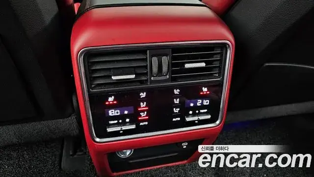 Porsche Cayenne 2021 — Photo 10/20