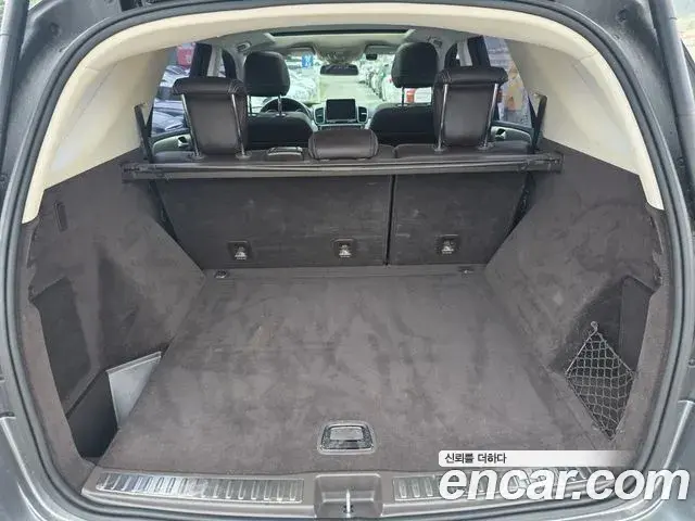 Mercedes-Benz GLE-Class 2018 — ფოტო 4/20
