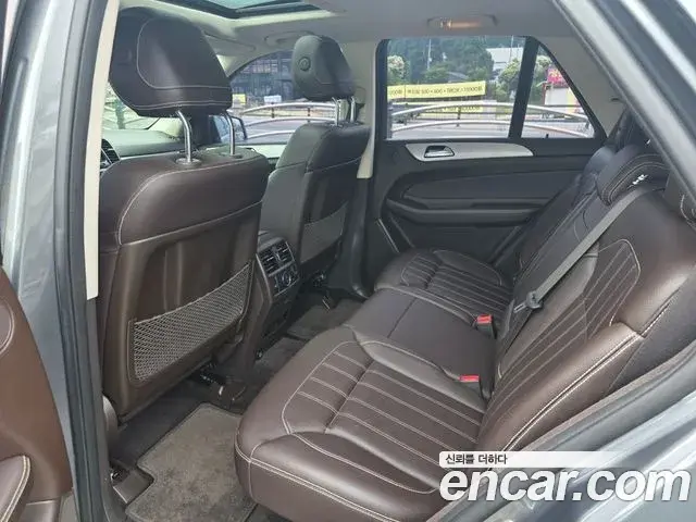 Mercedes-Benz GLE-Class 2018 — ფოტო 7/20