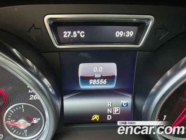 Mercedes-Benz GLE-Class 2018 — ფოტო 10/20
