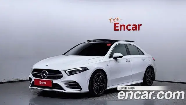 Mercedes-Benz A-Class 2020 — Photo 6/20