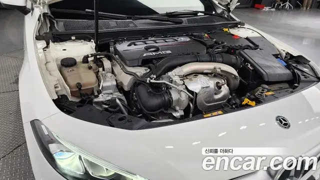 Mercedes-Benz A-Class 2020 — Photo 7/20