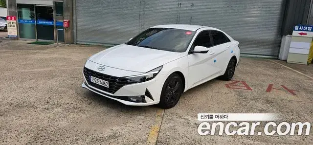 Hyundai The New Avante Hybrid 2021 — ფოტო 2/20