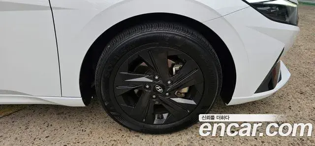 Hyundai The New Avante Hybrid 2021 — ფოტო 1/20