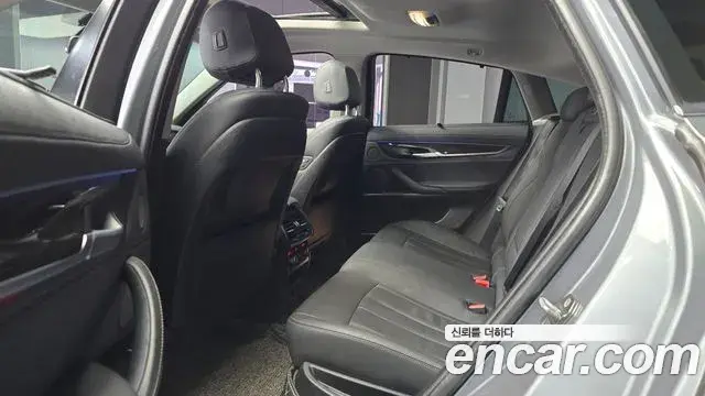 BMW X6 2018 — Şəkil 2/20