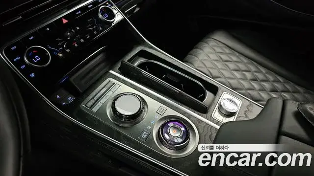 Genesis GV80 2023 — Photo 2/20