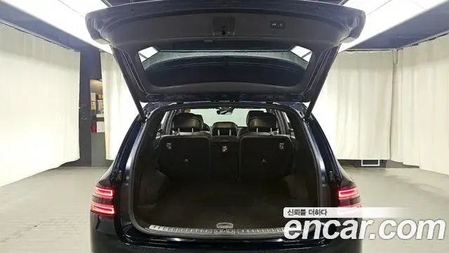 Genesis GV80 2023 — Photo 18/20