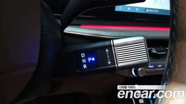 Hyundai Grandeur Hybrid 2023 — ფოტო 16/20