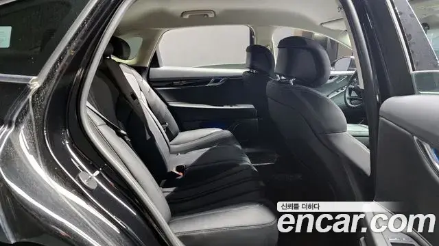 Genesis G80 2021 — Şəkil 20/20