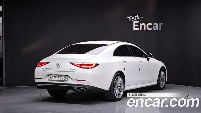 Mercedes-Benz CLS-Class 2019 — Photo 10/20