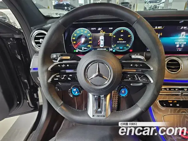 Mercedes-Benz E-Class 2023 — Фото 11/20