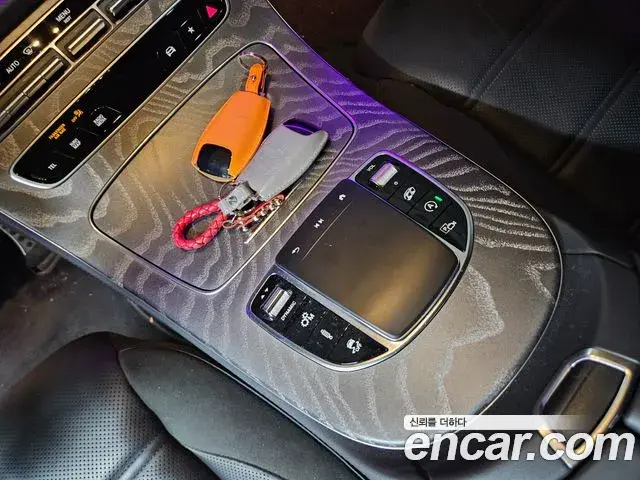 Mercedes-Benz E-Class 2023 — Фото 13/20