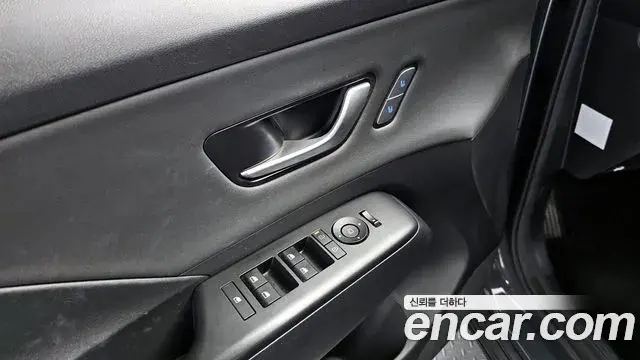 Hyundai Kona Hybrid 2023 — Şəkil 10/20