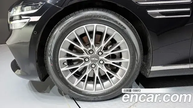 Genesis G80 2021 — ფოტო 14/20