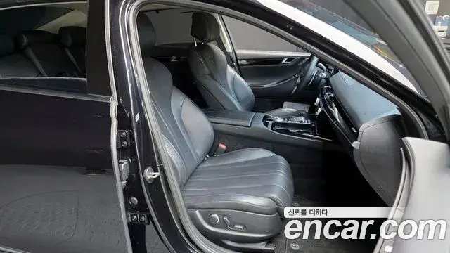 Genesis G80 2021 — ფოტო 11/20