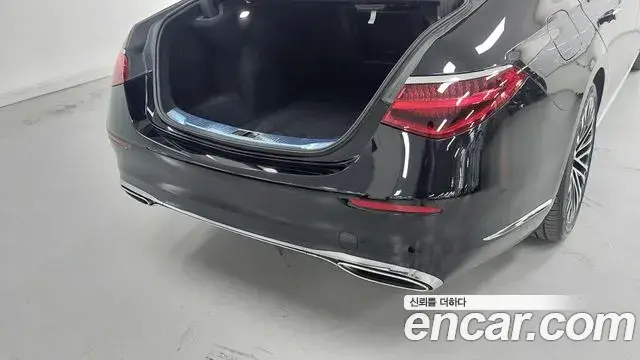Mercedes-Benz S-Class 2022 — Фото 11/20