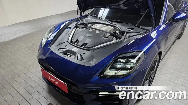 Porsche Panamera 2025 — ფოტო 4/20